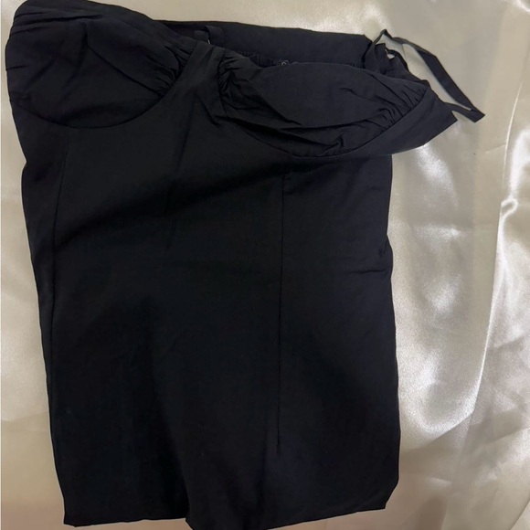 Reformation Stormi Dress in Black *NEW* - Picture 3 of 5